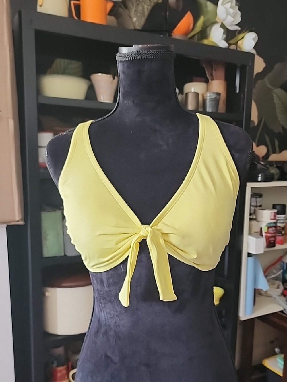 Kona Sol Yellow Swim Top Great Surf Top Size Large Soft Yellow